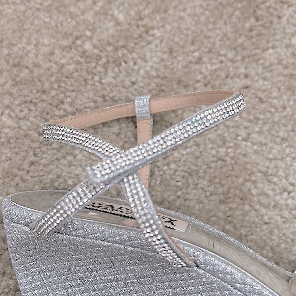 Badgley Mischka Silver Raegan Embellished Wedge Sandals NWOT - Picture 7 of 9